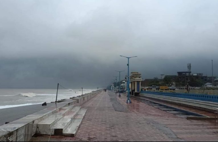 ଅମ୍ପନ: ଲ୍ୟାଣ୍ଡଫଲ୍‌ ପ୍ରକ୍ରିୟା ଆରମ୍ଭ, ୪ଘଣ୍ଟା ଲାଗିବ