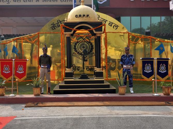 #coronaUpdates:  ସିଆର୍‌ପିଏଫ ମୁଖ୍ୟାଳୟ ସିଲ୍‌,  ନିୟନ୍ତ୍ରଣ କକ୍ଷ ବି ବନ୍ଦ