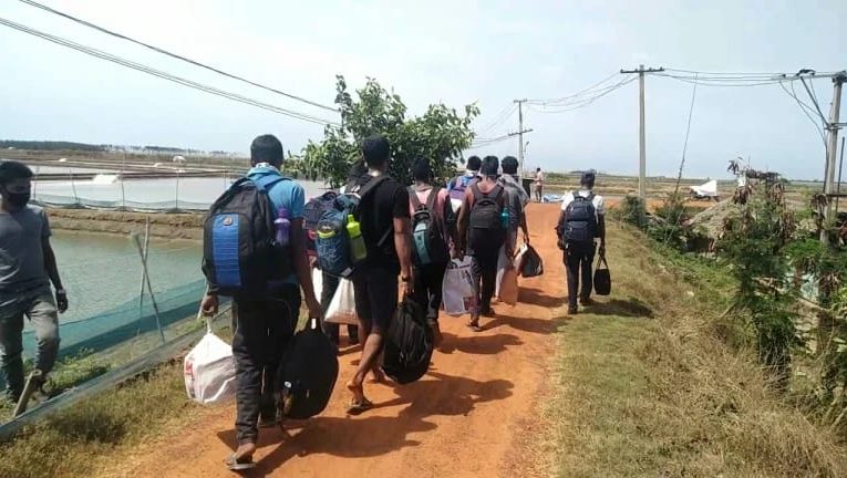 ଅମ୍ପନ୍‌:  ୧୧ ସଙ୍ଗରୋଧ କେନ୍ଦ୍ରରୁ ୨୫୦ ପ୍ରବାସୀ ସ୍ଥାନାନ୍ତର