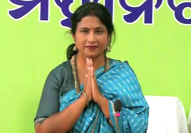 ସାଢେ ୧୧ ଲକ୍ଷ ଲୋକ ଆମ ପରିବାର, ସମସ୍ତେ ମିଳିମିଶି ଭୁବନେଶ୍ୱର ବିକାଶ ପାଇଁ କାମ କରିବୁ- ସୁଲୋଚନା ଦାସ
